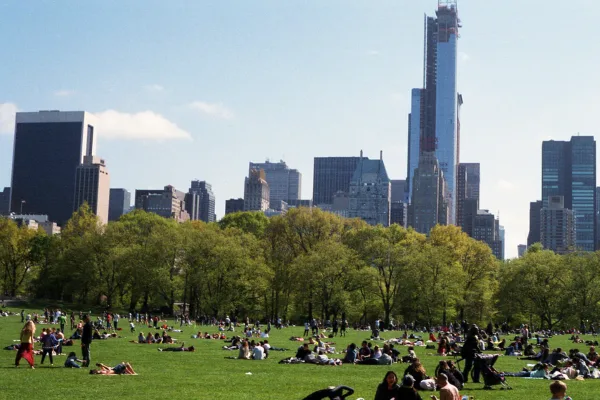 People in city park, wellbeing